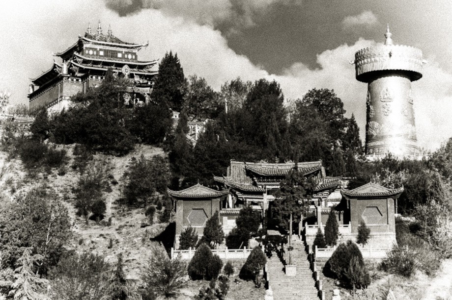 Tybetańska świątynia w Shangri La (Chiny 100 lat temu)